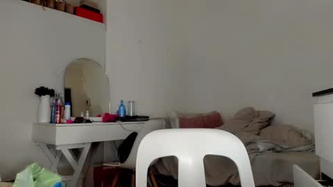 Jovill Mays online show from October 31, 2:04 pm