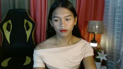 Snapshot of princessrynn chatting on October 18, 8:07 am princessrynn online show from October 18, 8:07 am