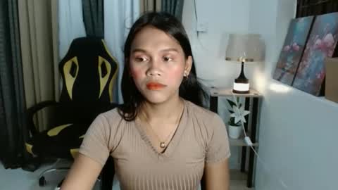 princessrynn online show from January 17, 9:06 am