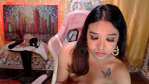 Queen Agatha online show from March 26, 6:11 pm