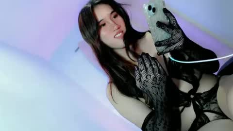 Snapshot of queen__anastasia chatting on February 12, 7:13 am queen__anastasia online show from February 12, 7:13 am