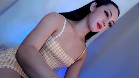 Snapshot of queen_danaya chatting on October 19, 3:21 am queen_danaya online show from October 19, 3:21 am