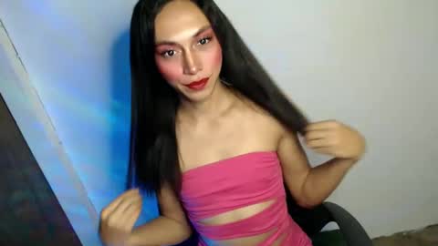 Snapshot of queenfoxylady chatting on February 10, 9:58 pm just call me QUEEN and ill be there online show from February 10, 9:58 pm