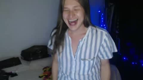 Snapshot of queennicky88 chatting on February 9, 3:11 am Nico online show from February 9, 3:11 am