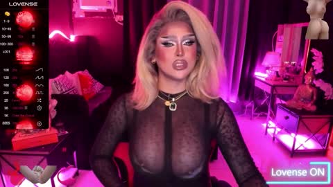 Snapshot of real_dom_phuta chatting on September 25, 3:41 pm Miss Katrina De Futah Goddess of HELL online show from September 25, 3:41 pm