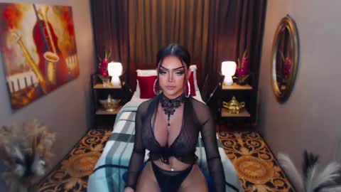 Snapshot of red_ivyy chatting on February 10, 7:38 pm AsianRedivy online show from February 10, 7:38 pm