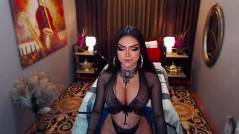 Snapshot of red_ivyy chatting on February 24, 6:27 am AsianRedivy online show from February 24, 6:27 am