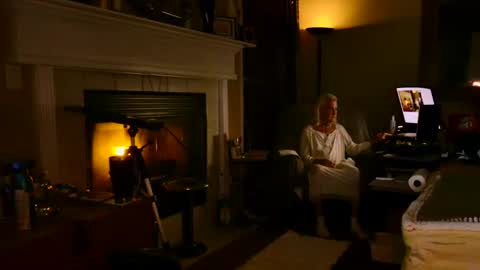 PINK HOLE TWINK online show from February 3, 4:14 am