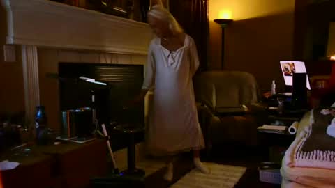 PINK HOLE TWINK online show from February 17, 3:25 am