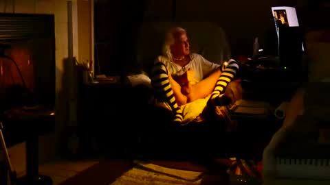 PINK HOLE TWINK online show from February 22, 7:01 am