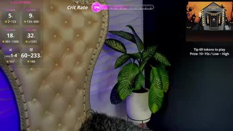 Snapshot of rihannagil chatting on October 14, 5:03 pm rihanna online show from October 14, 5:03 pm