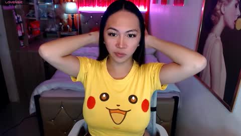 Snapshot of rileymillerx chatting on March 1, 9:18 am Riley online show from March 1, 9:18 am