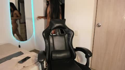 Jhoan Alexis online show from April 17, 10:55 pm