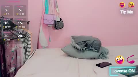 rubi_angels_ online show from July 18, 11:53 pm