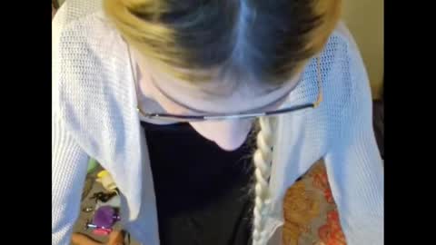 Snapshot of ryn_michele chatting on December 25, 11:42 pm Ryn Michele online show from December 25, 11:42 pm