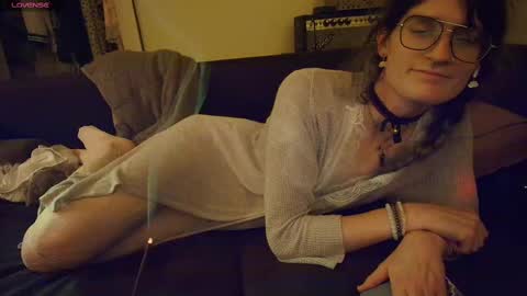 Snapshot of ryn_michele chatting on October 8, 7:54 am Ryn Michele online show from October 8, 7:54 am