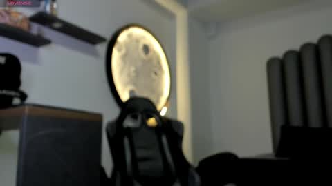 Snapshot of samantha_scottt chatting on October 12, 12:35 am samantha_scottt online show from October 12, 12:35 am