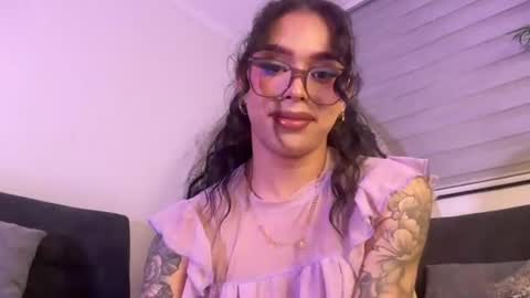 Samantha Bernardo online show from June 16, 3:42 am