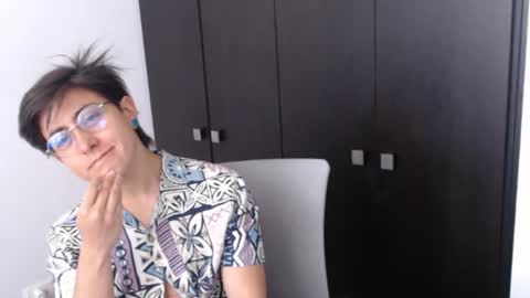 Samy online show from October 6, 1:22 pm