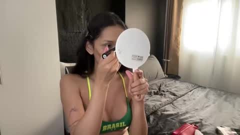 Lawren online show from April 8, 2:35 am