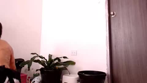 sara_johnson__ online show from November 15, 7:12 pm