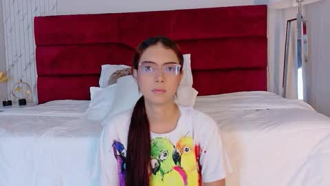 Sara online show from December 2, 7:17 pm