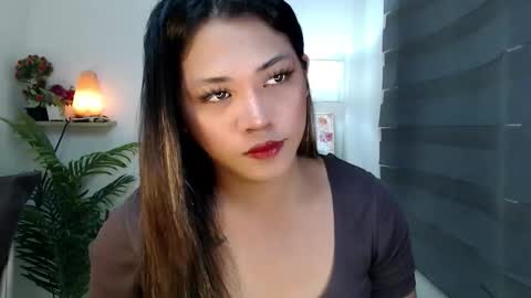    online show from December 15, 11:16 am