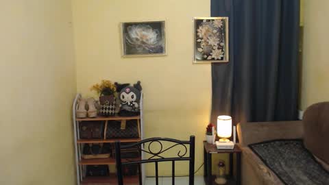 ashly online show from March 1, 9:37 am