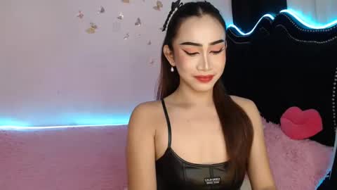 Snapshot of seductive_vana chatting on March 10, 5:50 pm Vanessa online show from March 10, 5:50 pm