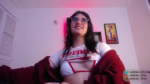 selene_s3xy online show from March 29, 5:02 pm