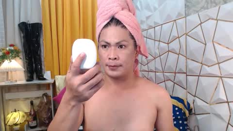 Snapshot of service_me711 chatting on October 7, 5:08 am call me MILES online show from October 7, 5:08 am