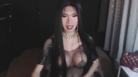 nicole online show from December 12, 8:03 am