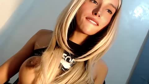 Snapshot of sexybite1 chatting on March 3, 10:33 am Seraphina Blaze online show from March 3, 10:33 am