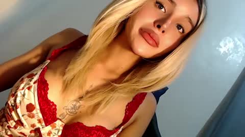 Snapshot of sexybite1 chatting on March 11, 10:29 am Seraphina Blaze online show from March 11, 10:29 am