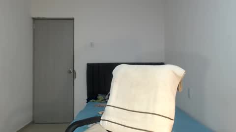 Snapshot of sexynatalia25 chatting on September 20, 5:24 am Natalia Duran online show from September 20, 5:24 am
