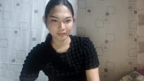 sexypetiteraine online show from July 24, 8:57 am