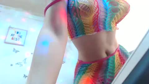 Venus Independent Model online show from March 7, 5:42 pm