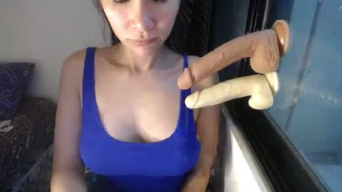 Snapshot of sexysweetyangel chatting on March 8, 2:01 am SEXYSWEETYANGEL online show from March 8, 2:01 am