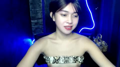 Snapshot of shopa_xiana chatting on October 6, 12:10 am shopa_xiana online show from October 6, 12:10 am