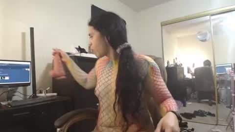 Nicole Zelaya Ferrati  Niky Ferrati online show from August 1, 11:11 am
