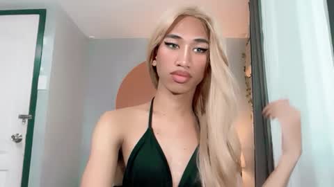 siomairiceee online show from March 5, 7:35 am