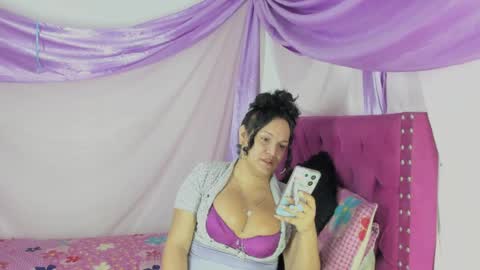 Snapshot of sirena_dirtysexxx chatting on October 1, 5:30 am Sirena Fuentes online show from October 1, 5:30 am