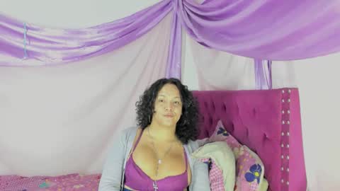 Snapshot of sirena_dirtysexxx chatting on October 11, 11:45 am Sirena Fuentes online show from October 11, 11:45 am