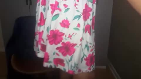 sissymaddieee online show from February 18, 5:31 pm