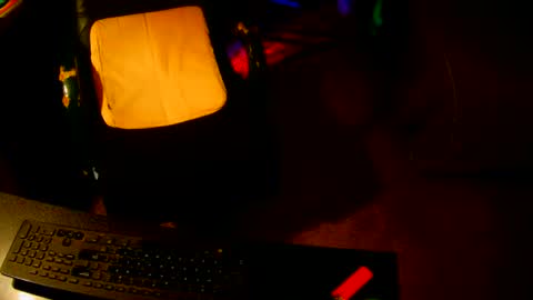 Snapshot of sissyred2314 chatting on October 6, 4:12 am red online show from October 6, 4:12 am