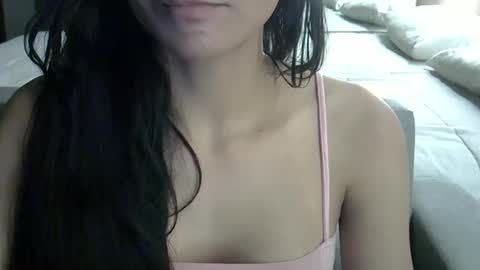 Snapshot of skinnykittencam chatting on October 13, 2:14 am skinnykittencam online show from October 13, 2:14 am