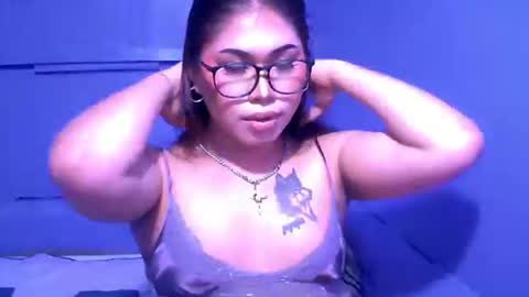    online show from October 1, 10:27 am