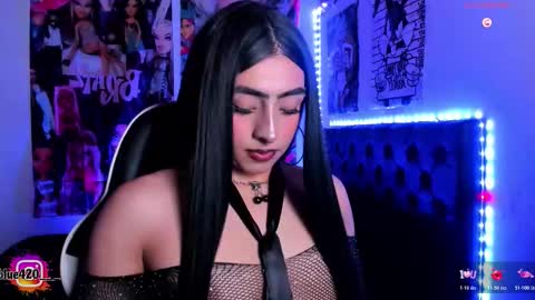 blue online show from February 27, 9:59 am