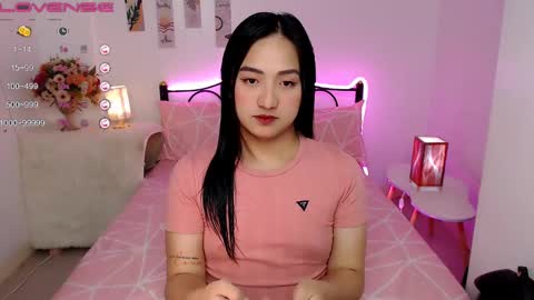 Snapshot of slave_amanda69 chatting on December 8, 6:54 am Queen Cyrine online show from December 8, 6:54 am