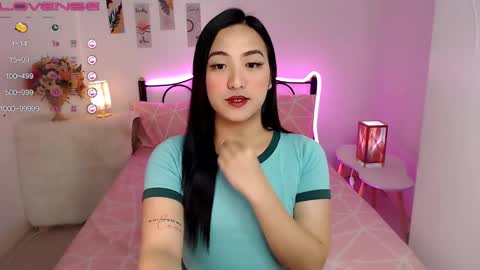Snapshot of slave_amanda69 chatting on December 23, 10:10 am Queen Cyrine online show from December 23, 10:10 am